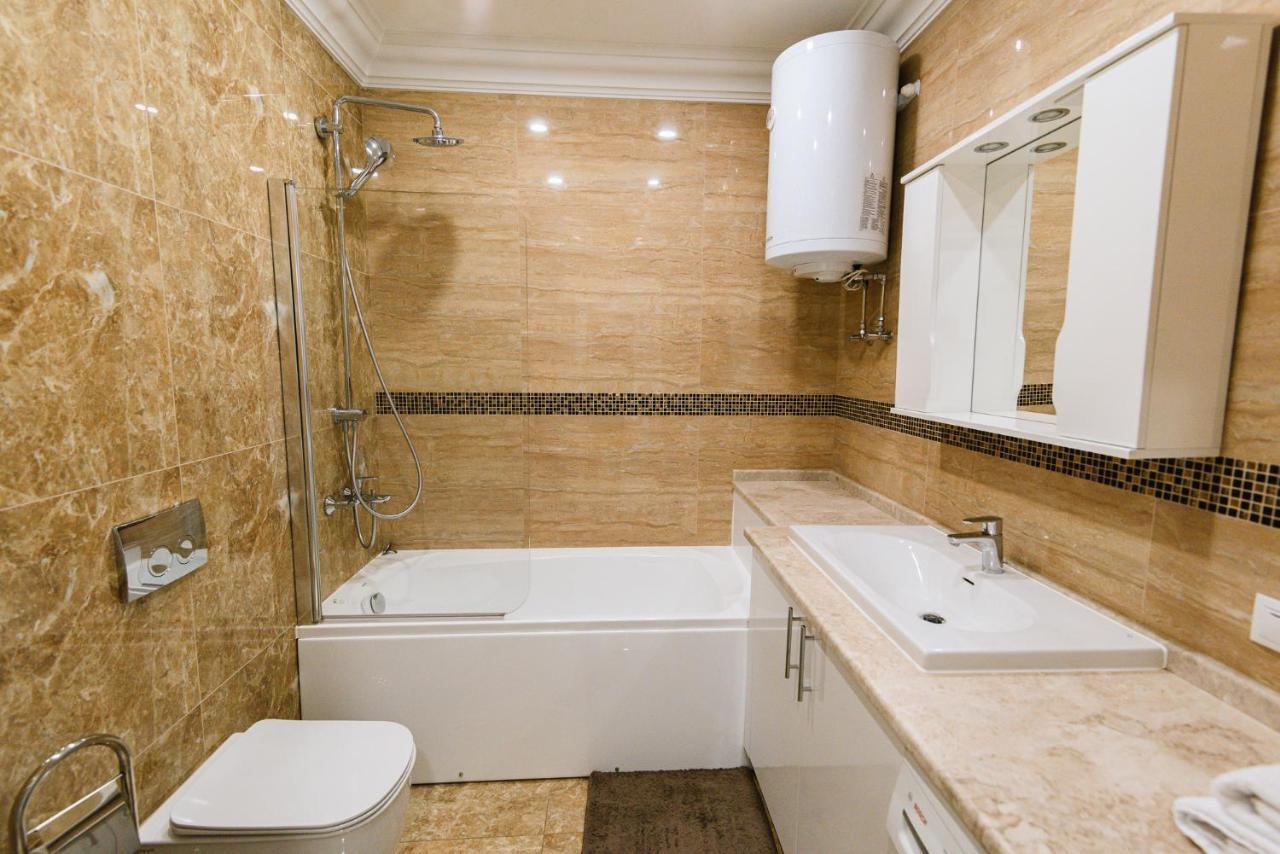 Luxury For Business & Pleasure Royal 2 Apartment เคียฟ ภายนอก รูปภาพ
