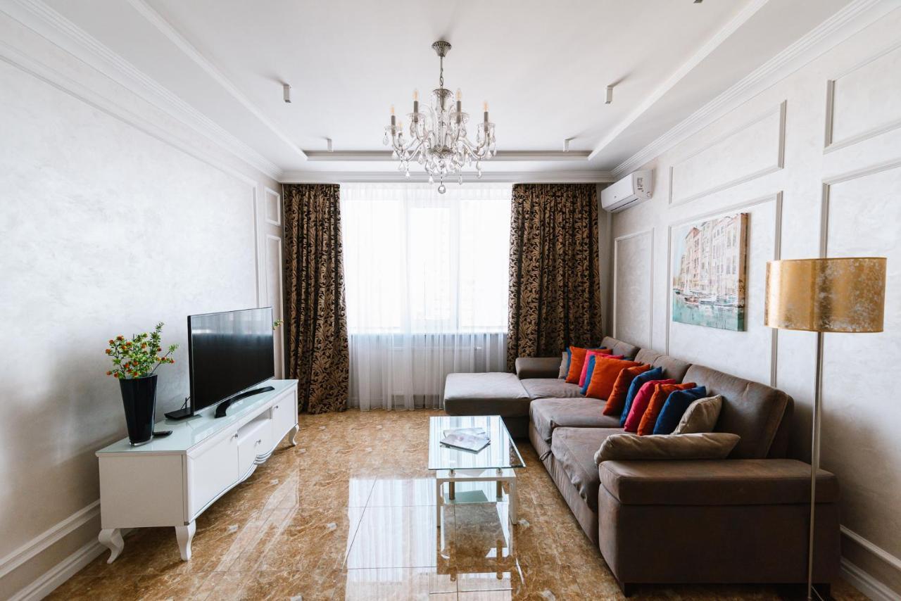 Luxury For Business & Pleasure Royal 2 Apartment เคียฟ ภายนอก รูปภาพ