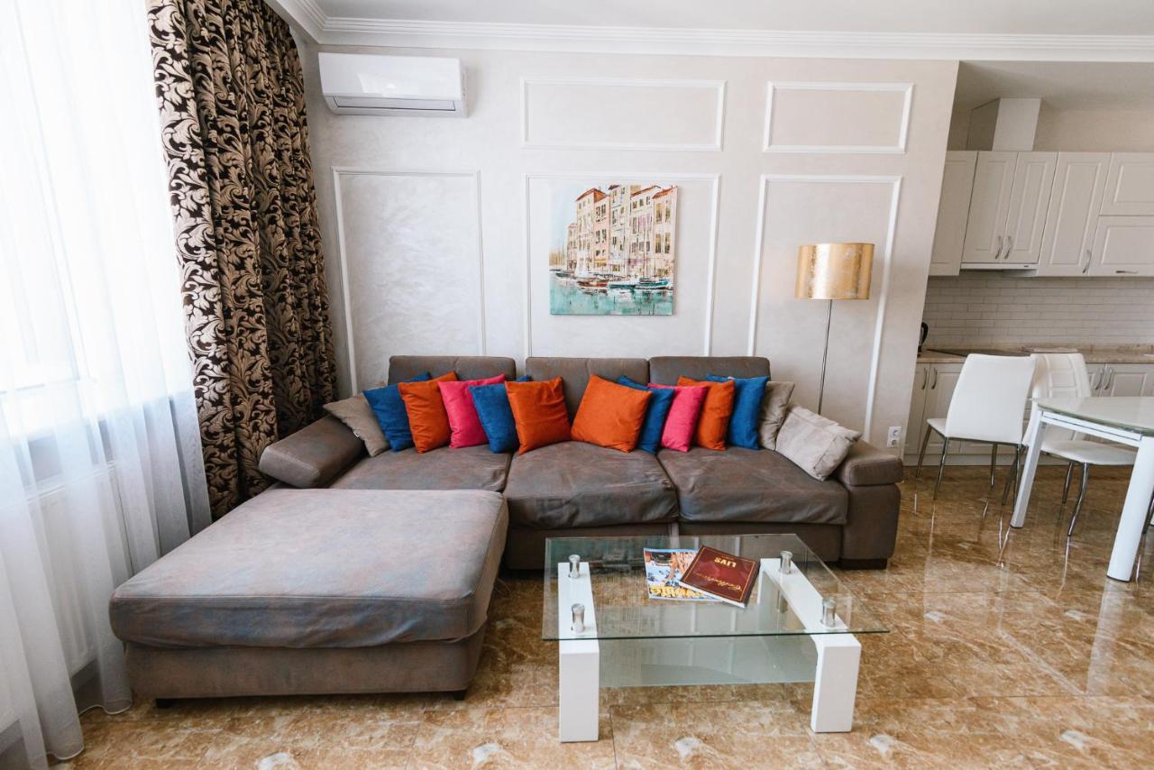 Luxury For Business & Pleasure Royal 2 Apartment เคียฟ ภายนอก รูปภาพ