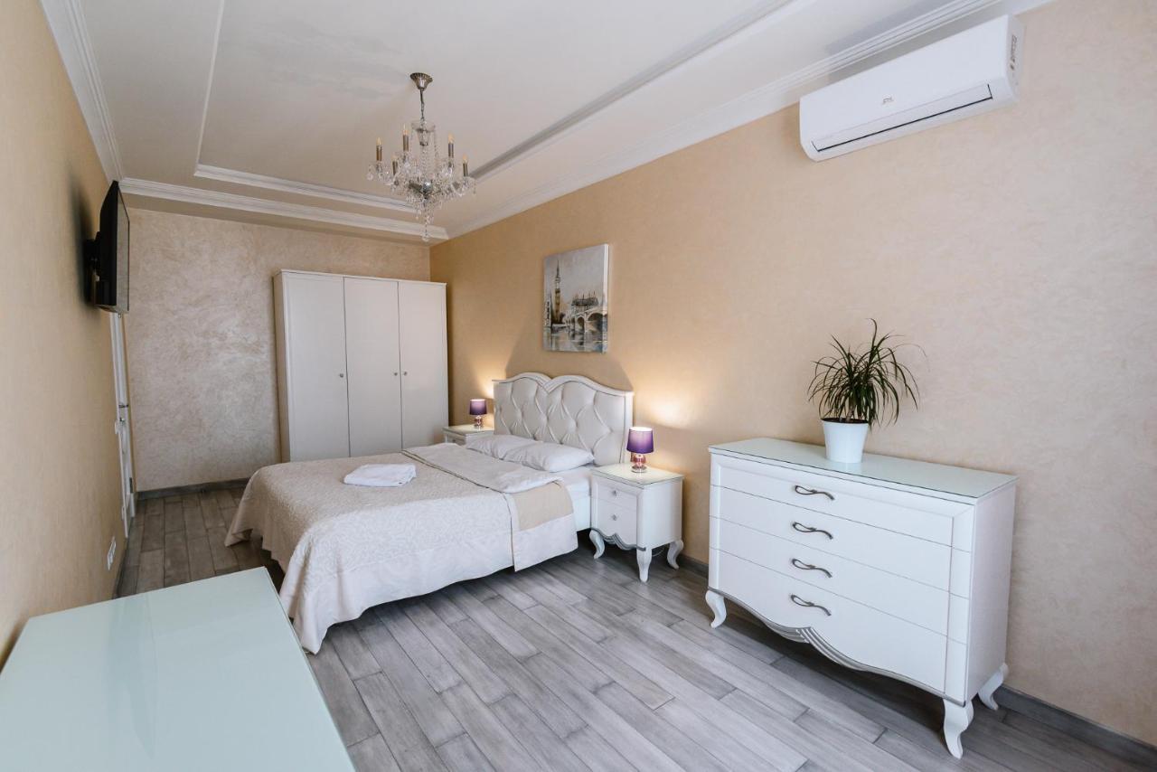 Luxury For Business & Pleasure Royal 2 Apartment เคียฟ ภายนอก รูปภาพ