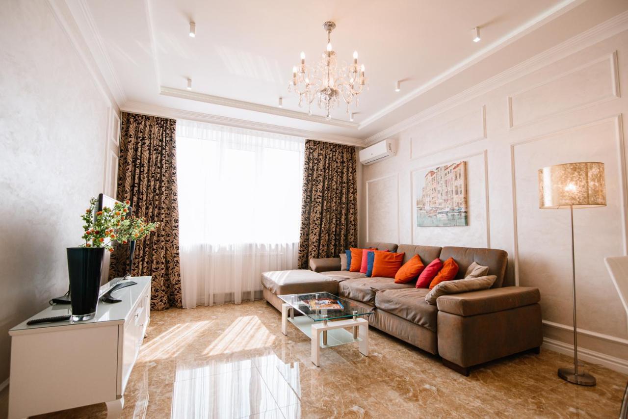 Luxury For Business & Pleasure Royal 2 Apartment เคียฟ ภายนอก รูปภาพ