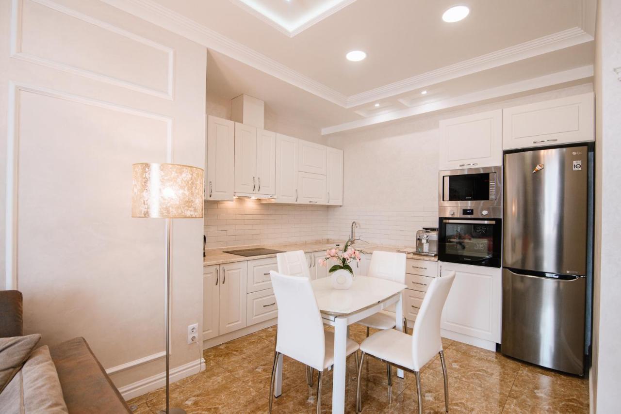 Luxury For Business & Pleasure Royal 2 Apartment เคียฟ ภายนอก รูปภาพ