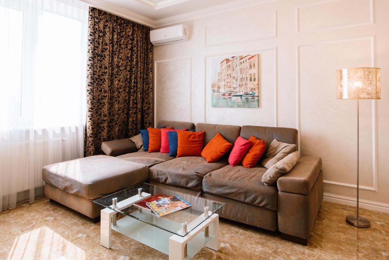 Luxury For Business & Pleasure Royal 2 Apartment เคียฟ ภายนอก รูปภาพ